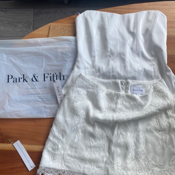 Park & Fifth - Blythe Set - Small - Picture 3 of 3